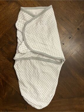 SwaddleMe Baby Swaddle Sleep Sack - White & Grey Polka Dot